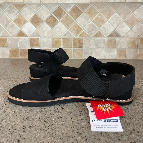Bobs from Sketchers Women’s Black/Black Desert Kiss Sandal in Size 10W - Picture 4 of 9
